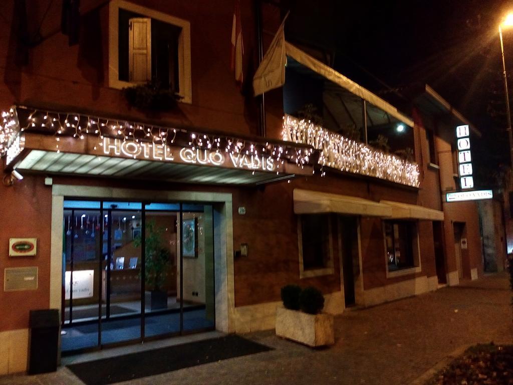 Hotel Quo Vadis Udine Kültér fotó
