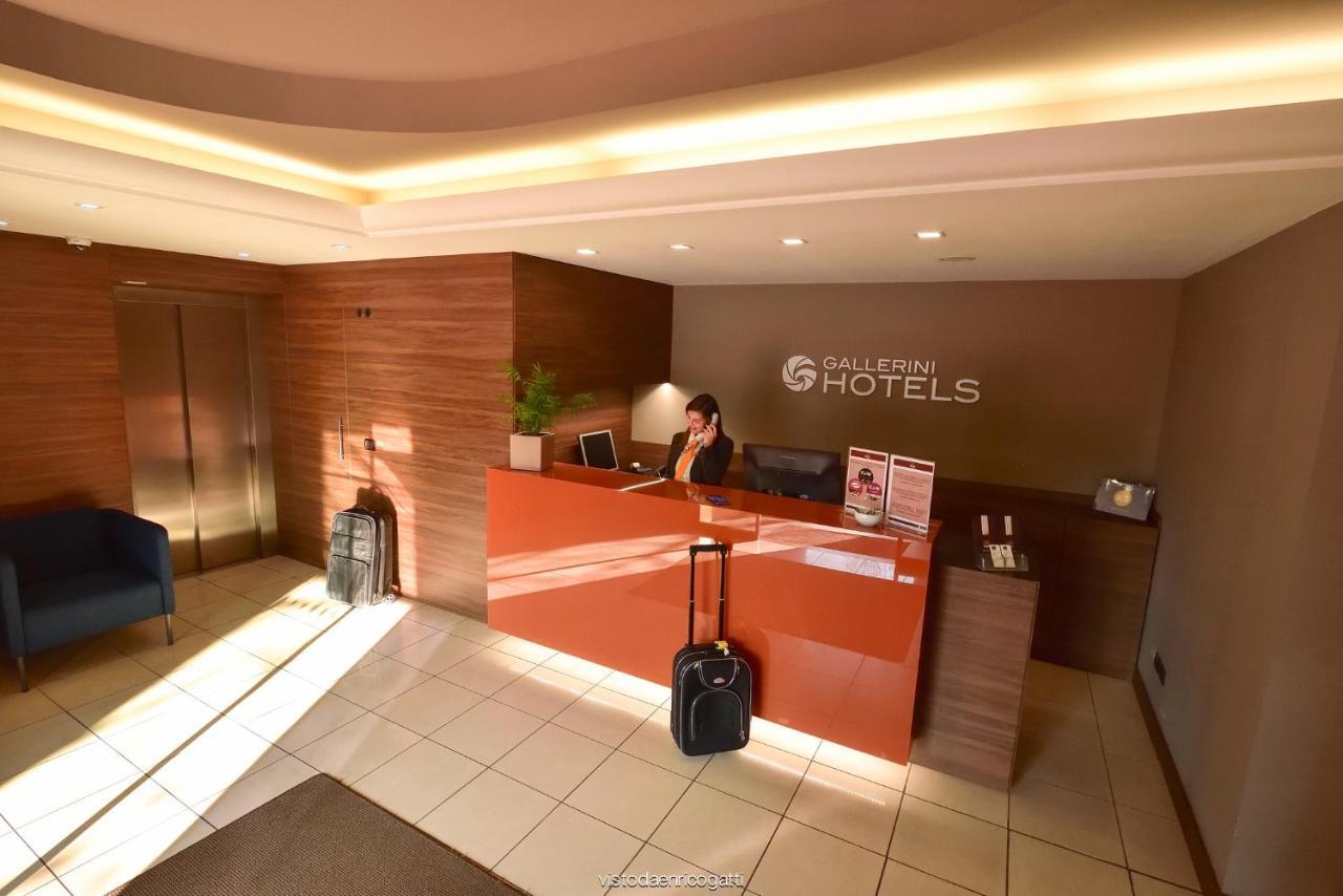 Hotel Quo Vadis Udine Kültér fotó