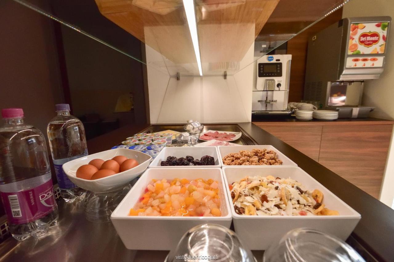 Hotel Quo Vadis Udine Kültér fotó